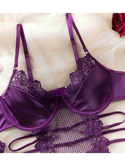 Detailed view of purple lace bustier corset - Bikinisexzy.com